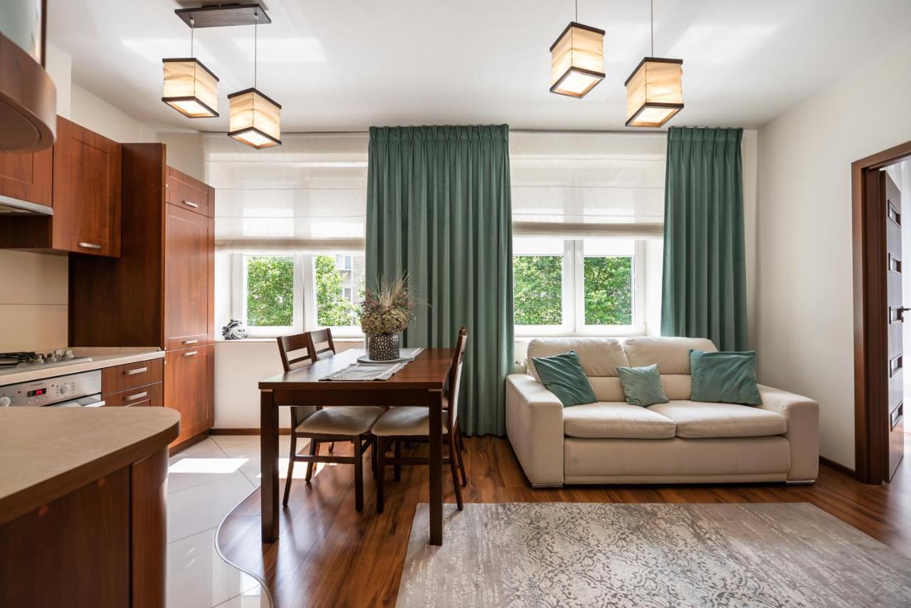 Ogrodowa Warm Wood Apartment Варшава Екстер'єр фото