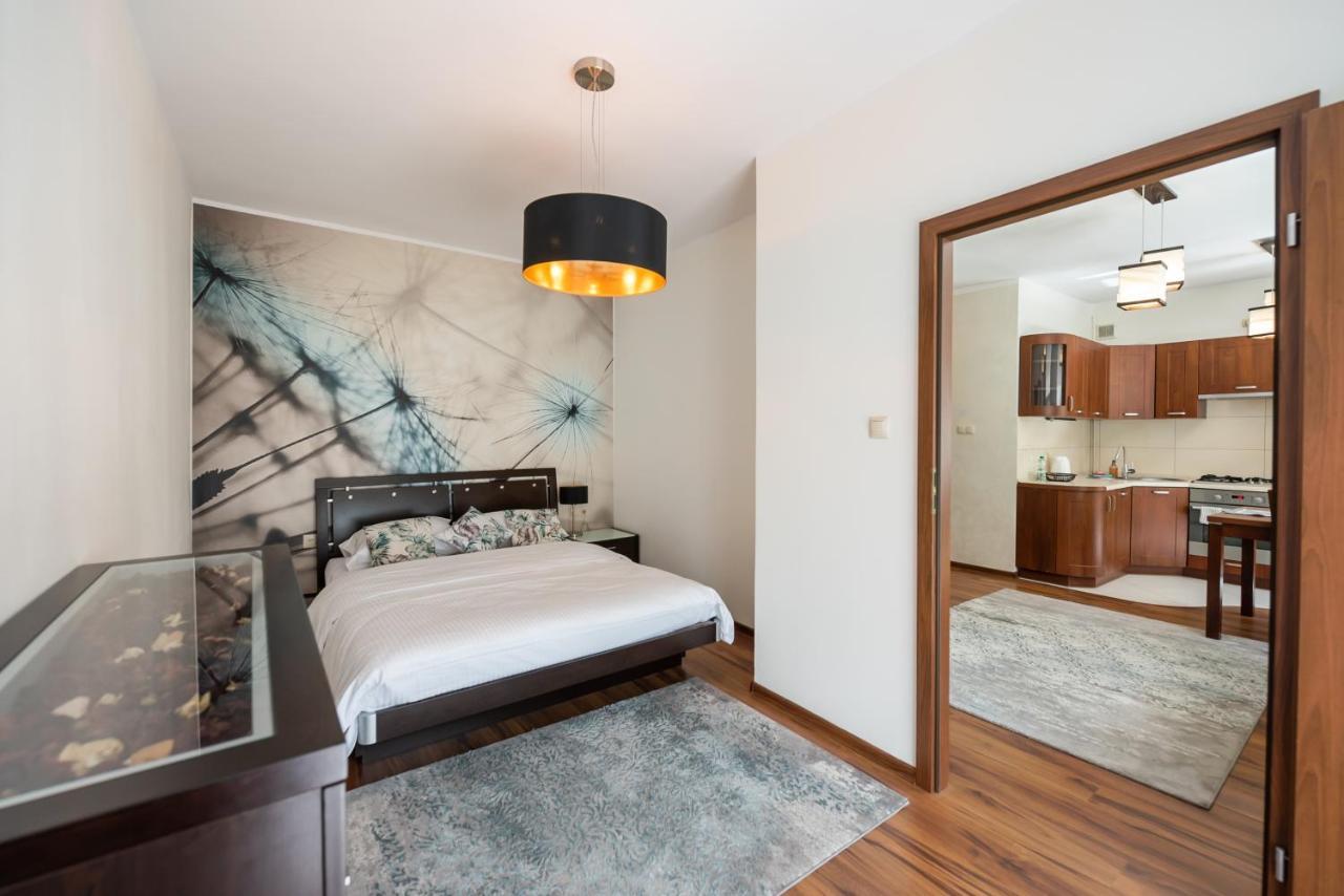 Ogrodowa Warm Wood Apartment Варшава Екстер'єр фото